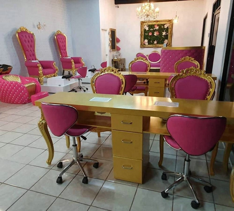 European Beauty Gold Queen Manicure Table Nail Throne Pedicure Chair Salon Furniture